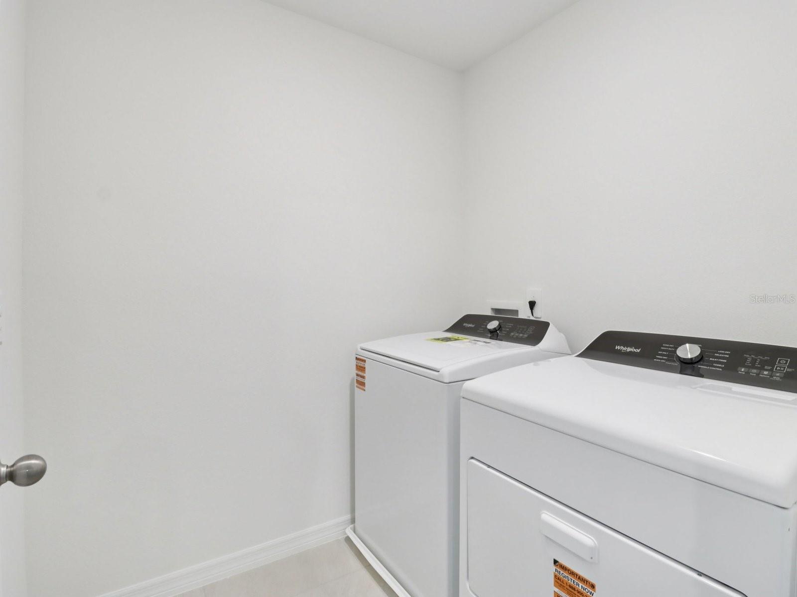 THE RESERVE AT HAMMOCK OAKS - Residential