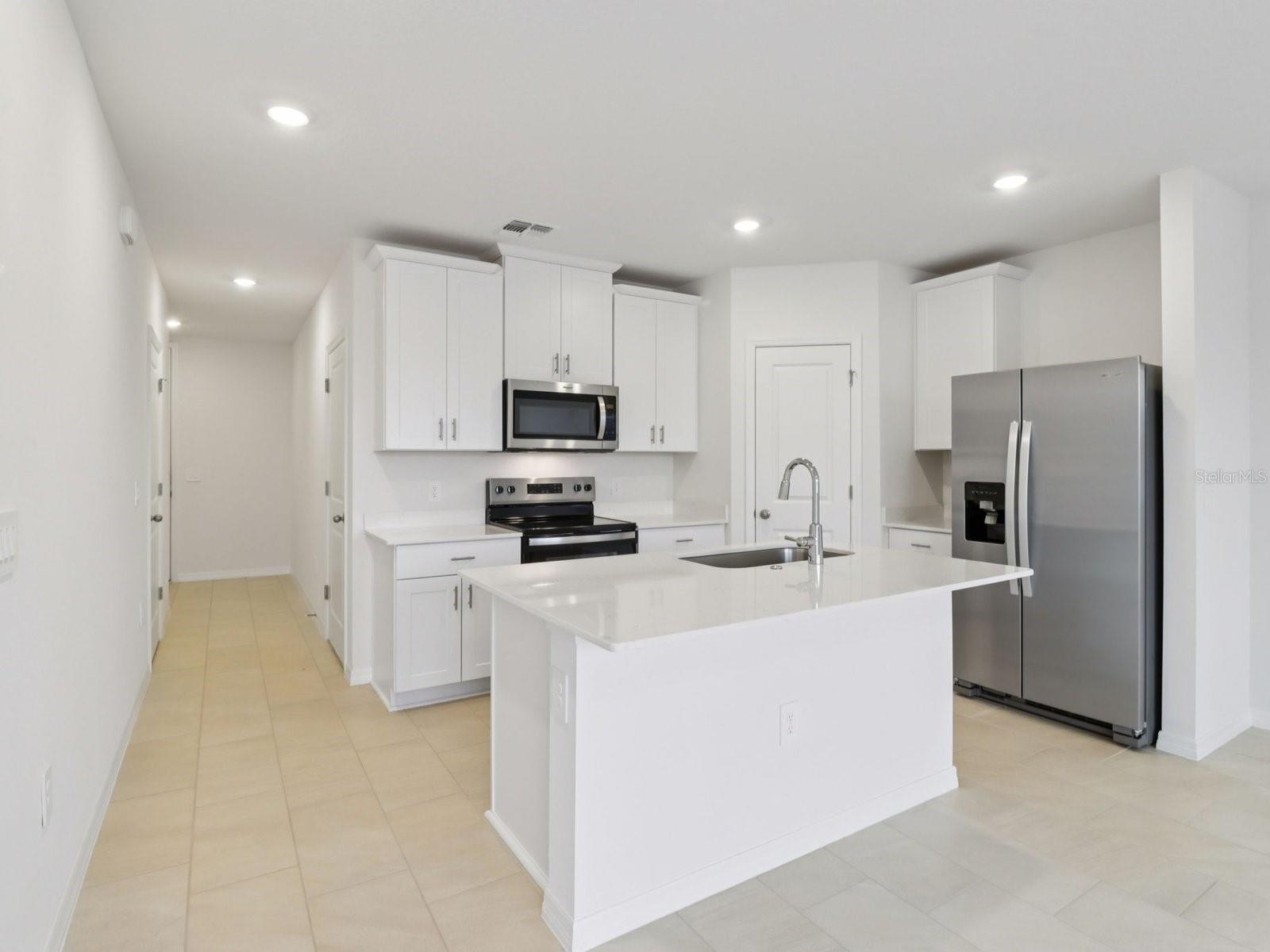 THE RESERVE AT HAMMOCK OAKS - Residential