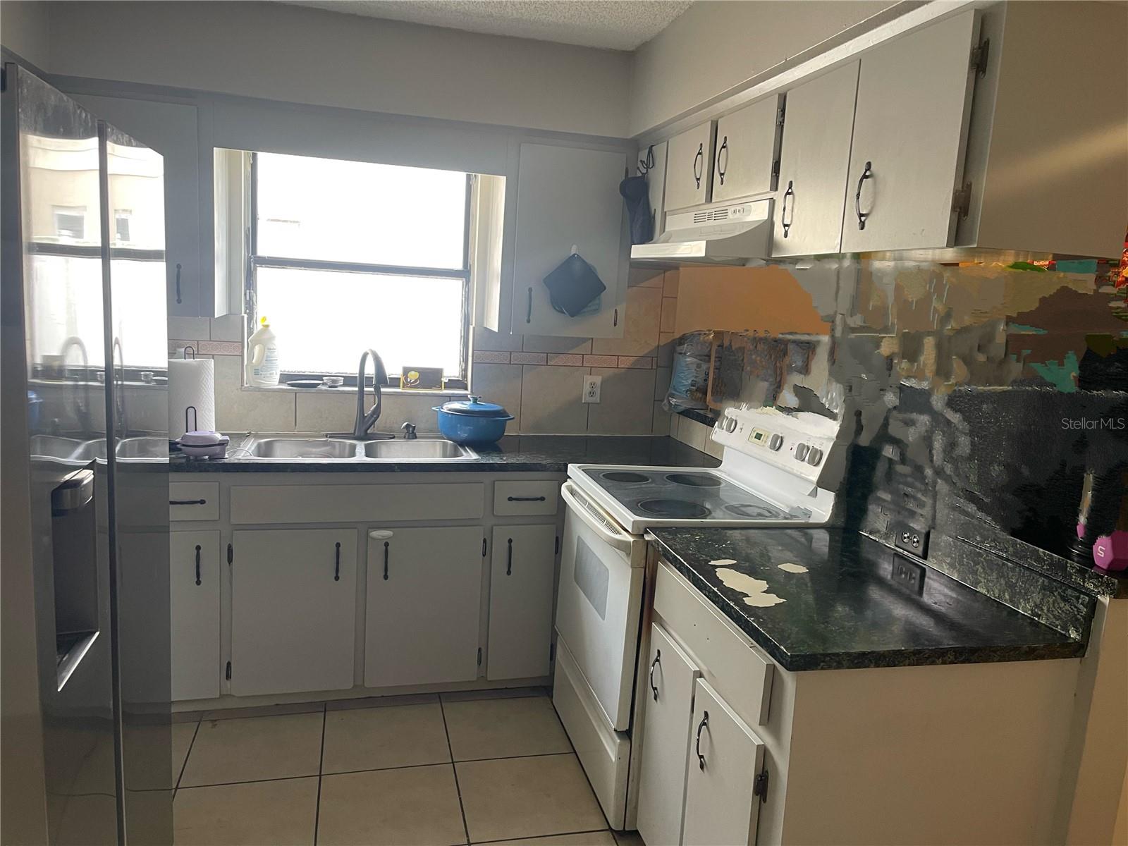 3347 TIMBERLINE ROAD W