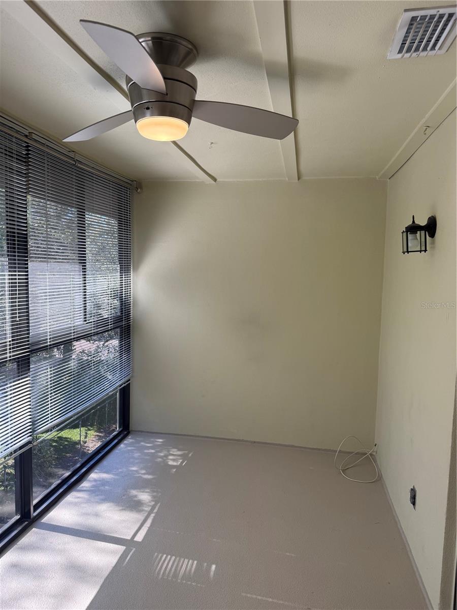 VILLAS AT COUNTRYSIDE THE - Residential