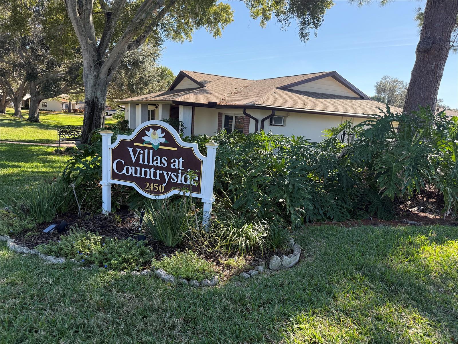 VILLAS AT COUNTRYSIDE THE - Residential