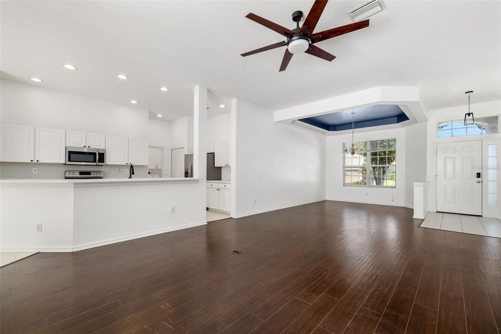 Photo of 7813 Castleisland Drive, Sarasota, FL 34240 (MLS # A4666143)