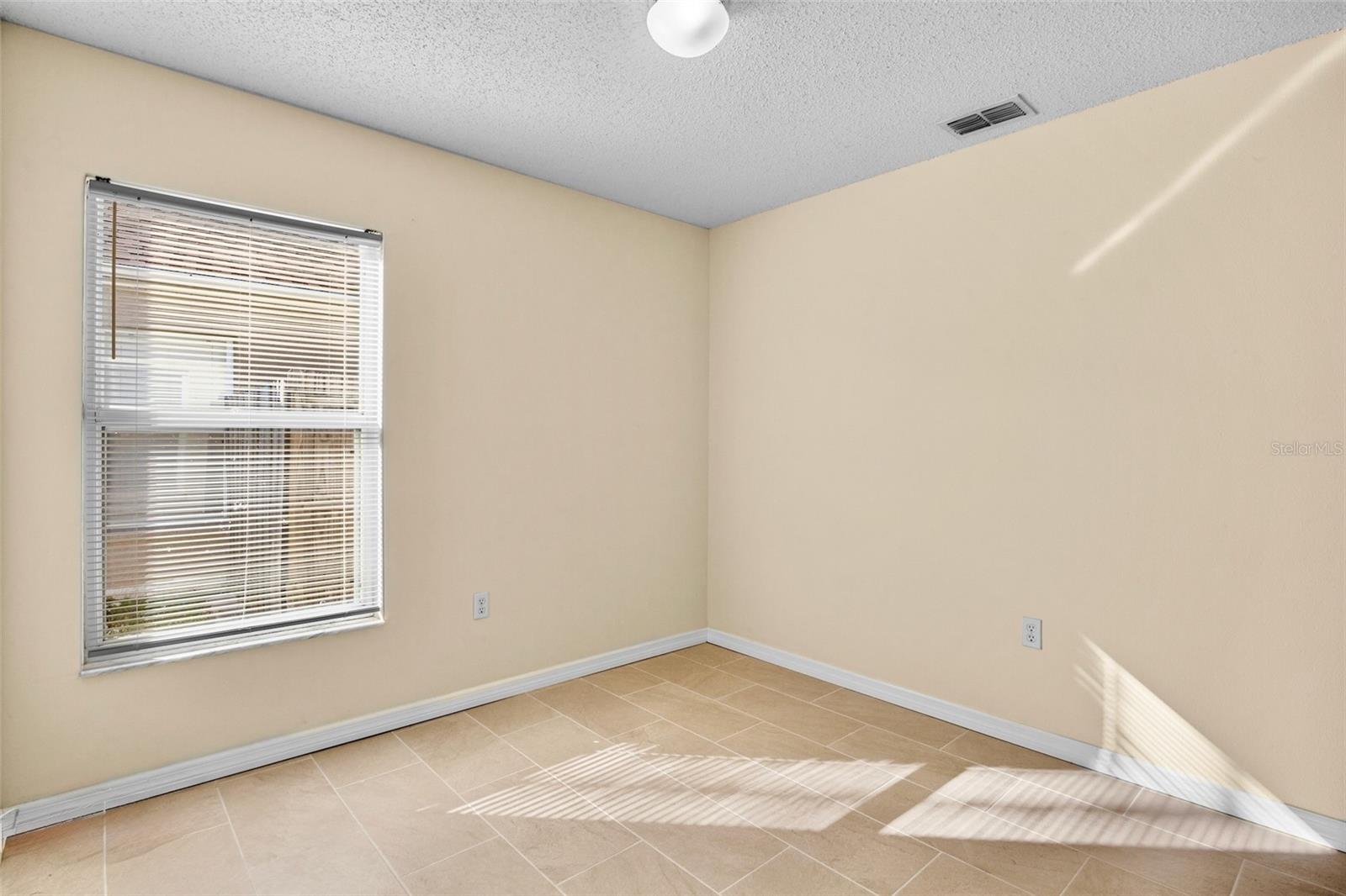 CORDOVA LAKES PH VII - Residential