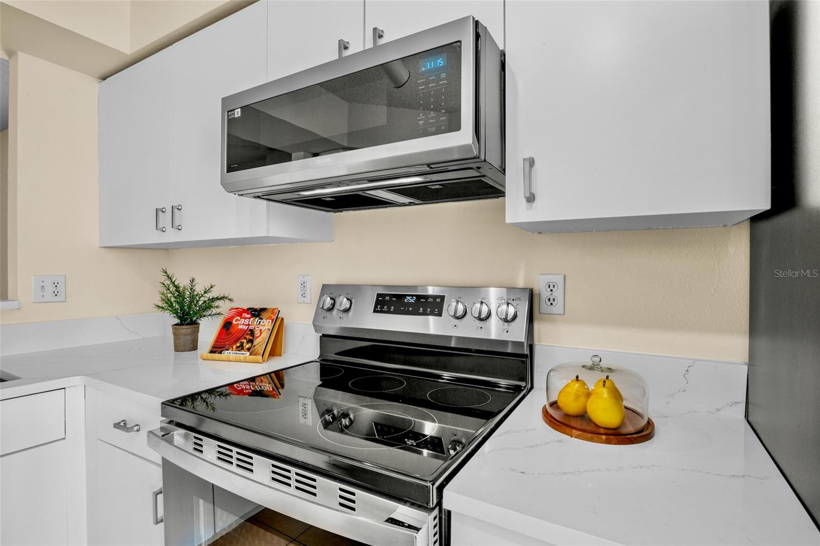 CORDOVA LAKES PH VII - Residential