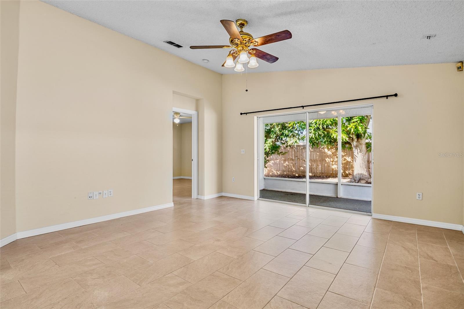 CORDOVA LAKES PH VII - Residential