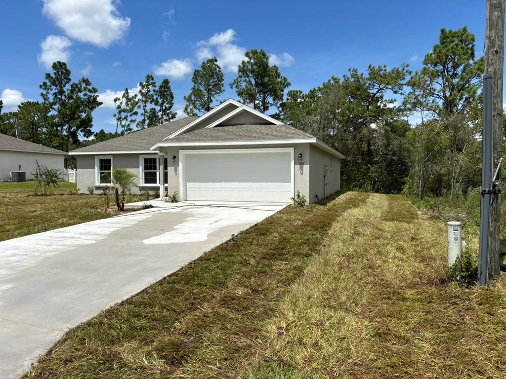 Photo of 1997 W Riley Drive, Dunnellon, FL 34434 (MLS # G5117086)