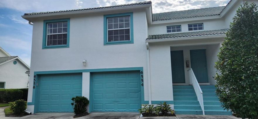 Spacious 2/2 second floor condo available now! Located in "Fairway Gardens at Tara", this condo boasts an open concept layout-perfect for entertaining family and friends. Interior of home has recently been painted and new carpet installed. Condo features a sizable master bedroom with ensuite bathroom and huge master walk-in closet with an access to balcony/lanai area overlooking a serene pond and golf course. Additional bedroom and bath are set apart from the master- providing plenty of privacy. Kitchen is well equipped with a sizable eat-in area as well as breakfast bar seating. New Fridge and Dishwasher. With plenty of natural light and vast cathedral ceilings, space is inviting and comfortable. Unit also has a one car garage and additional parking availability. Conveniently located minutes from I-75, this location is also in close proximity to UTC mall and shopping as well as top-notch medical facilities.