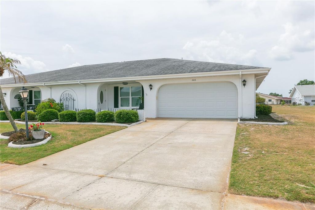 Photo of 1616 Bentwood Drive, Sun City Center, FL 33573 (MLS # TB8507609)