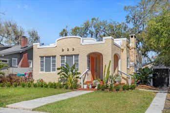 Single Family Residence at 711 ARLINGTON STREET