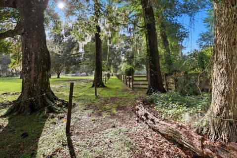 Tiny photo for 12550 SW 16th Avenue, Ocala, FL 34473 (MLS # OM708455)