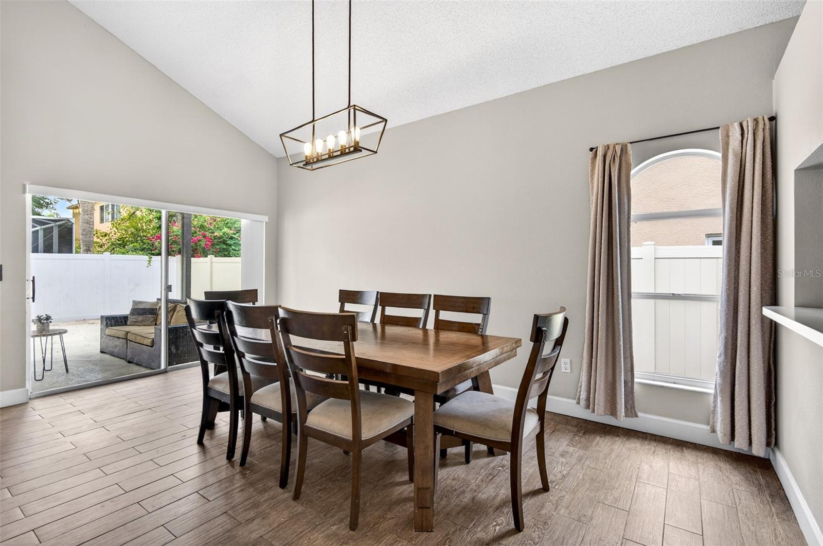 MEADOWBROOKE AT SUMMERFIELD UN - Residential