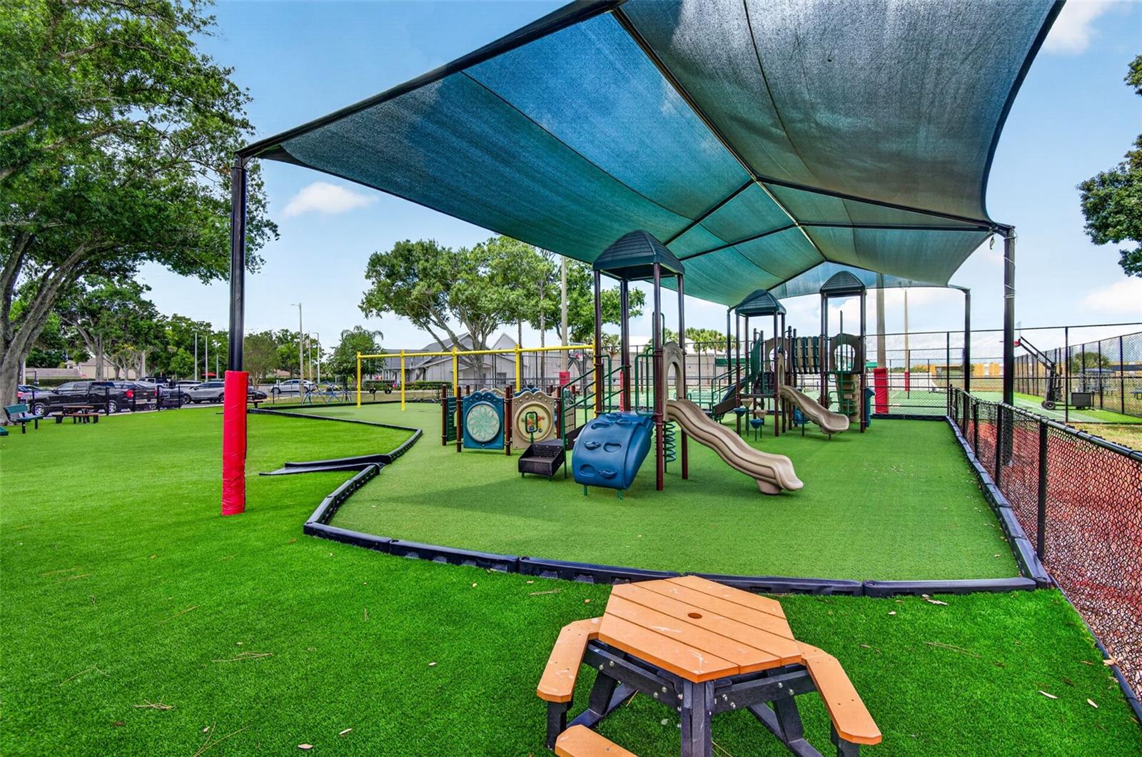 MEADOWBROOKE AT SUMMERFIELD UN - Residential
