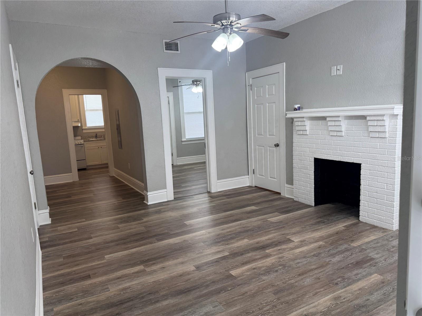 Move in Ready 1 bedroom/1 bath plus office. Office can be used as a bedroom for a baby or toddler. Vinyl flooring throughout. Freshly painted interior. Central heat & air. Ceiling fans in living room and bedrooms. Washer/dryer included. Pest control, lawn maintenance, gas & water included.
