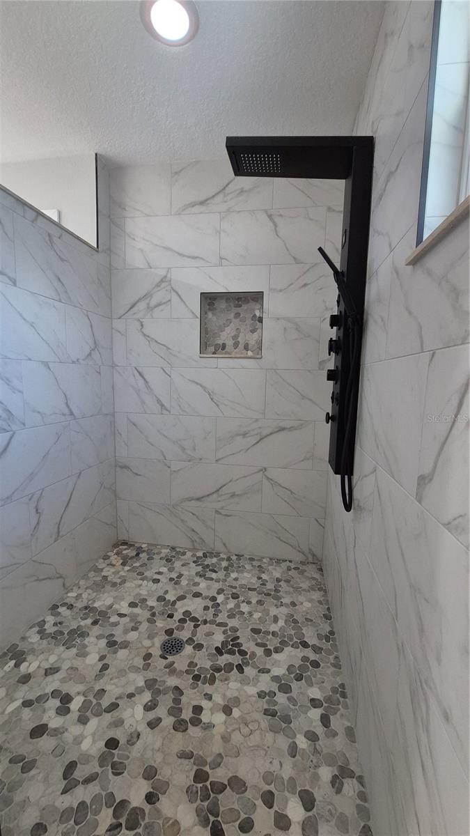 BUNTS PT UNREC SUB - Residential