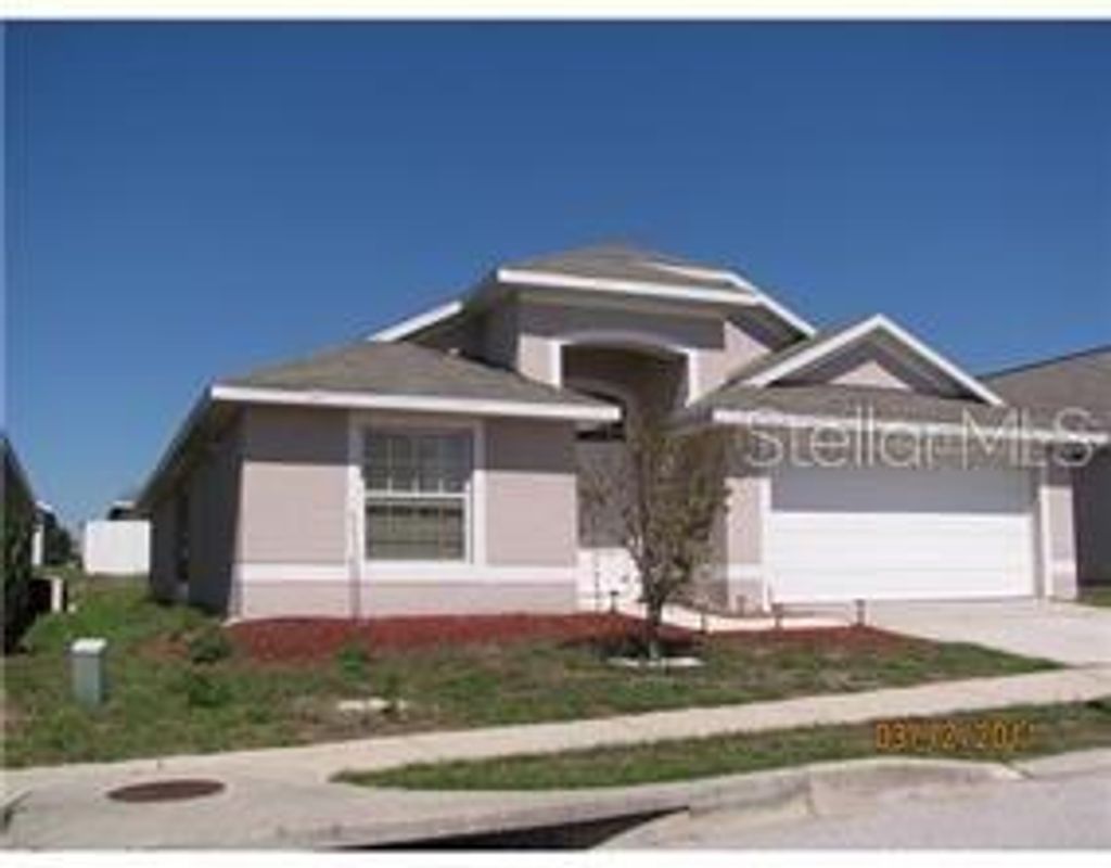 Photo of 136 Grantham Drive, Davenport, FL 33897 (MLS # S5147227)