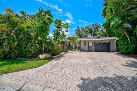 A home in HOLMES BEACH