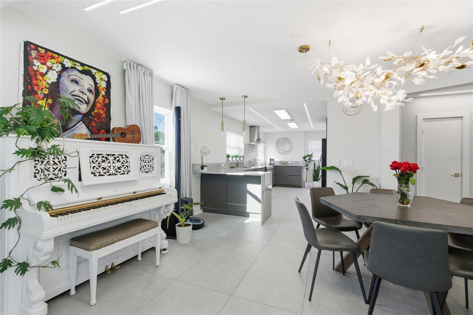 MANATEE GARDENS THIRD SEC - Residential