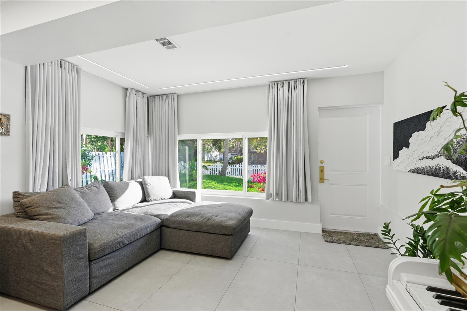 MANATEE GARDENS THIRD SEC - Residential