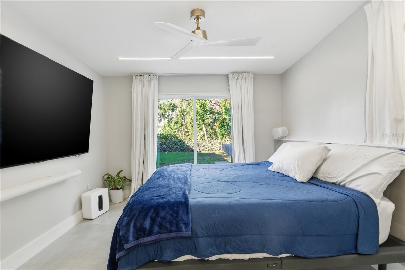 MANATEE GARDENS THIRD SEC - Residential