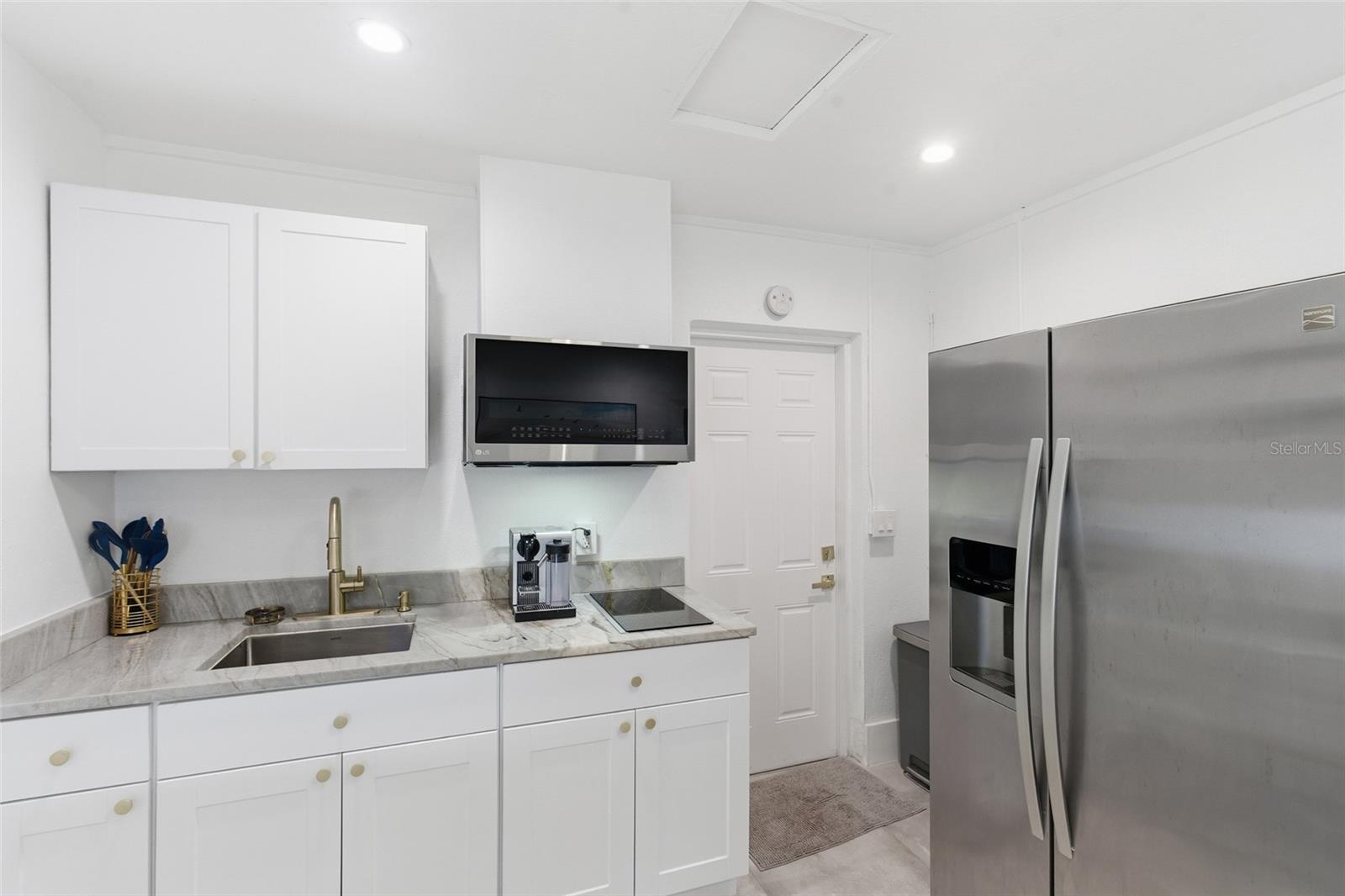 MANATEE GARDENS THIRD SEC - Residential