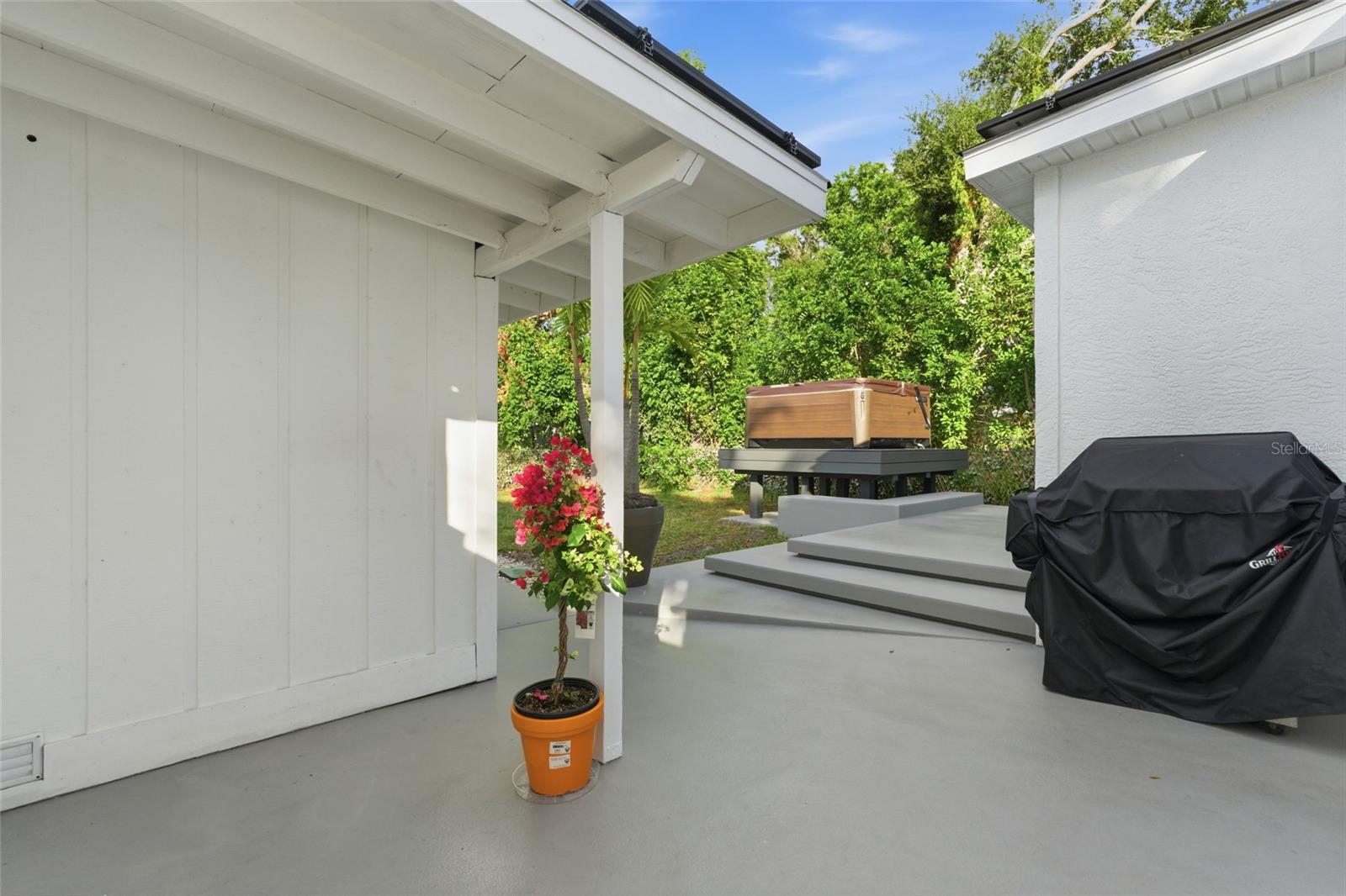 MANATEE GARDENS THIRD SEC - Residential