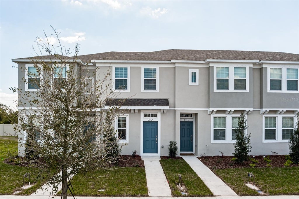 Photo of 6357 Fairmont Lane, Palmetto, FL 34221 (MLS # A4704466)