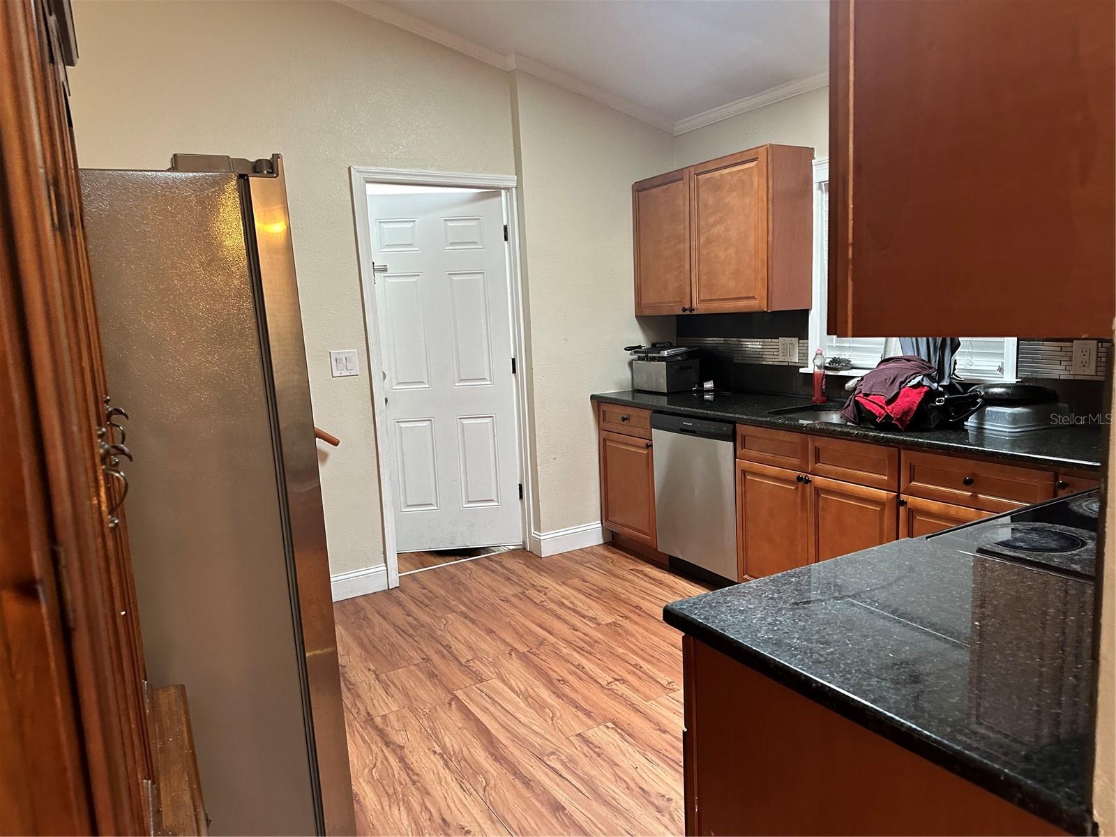 2524 GOOD HOMES ROAD