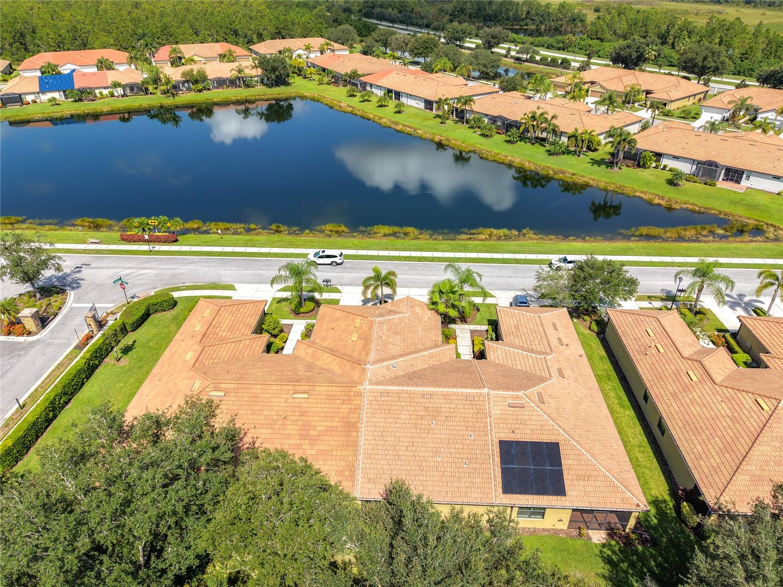 2590 OSWEGO DRIVE, NORTH PORT, FL, 34289 2 2590 OSWEGO DRIVE