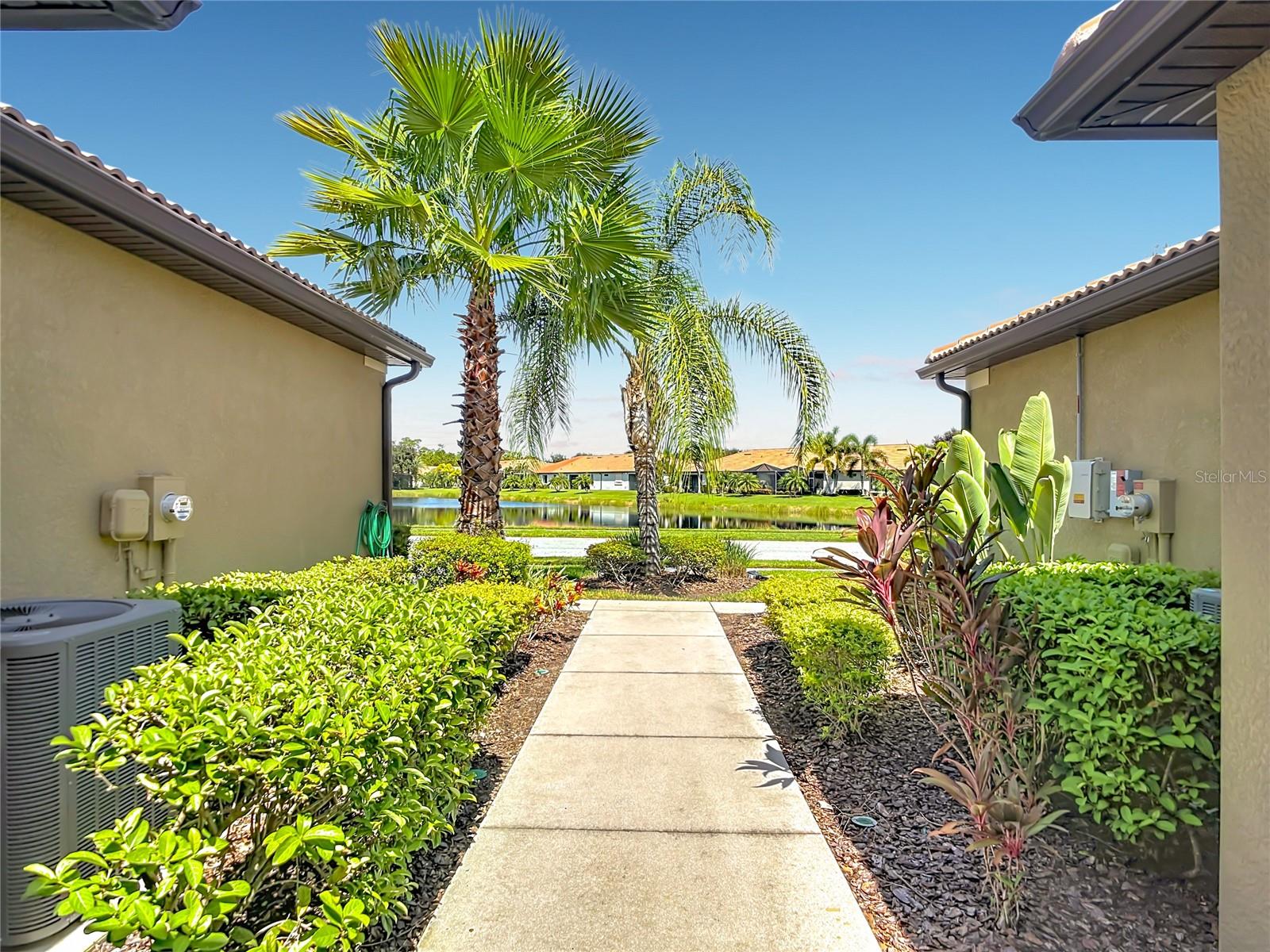 2590 OSWEGO DRIVE, NORTH PORT, FL, 34289 3 2590 OSWEGO DRIVE