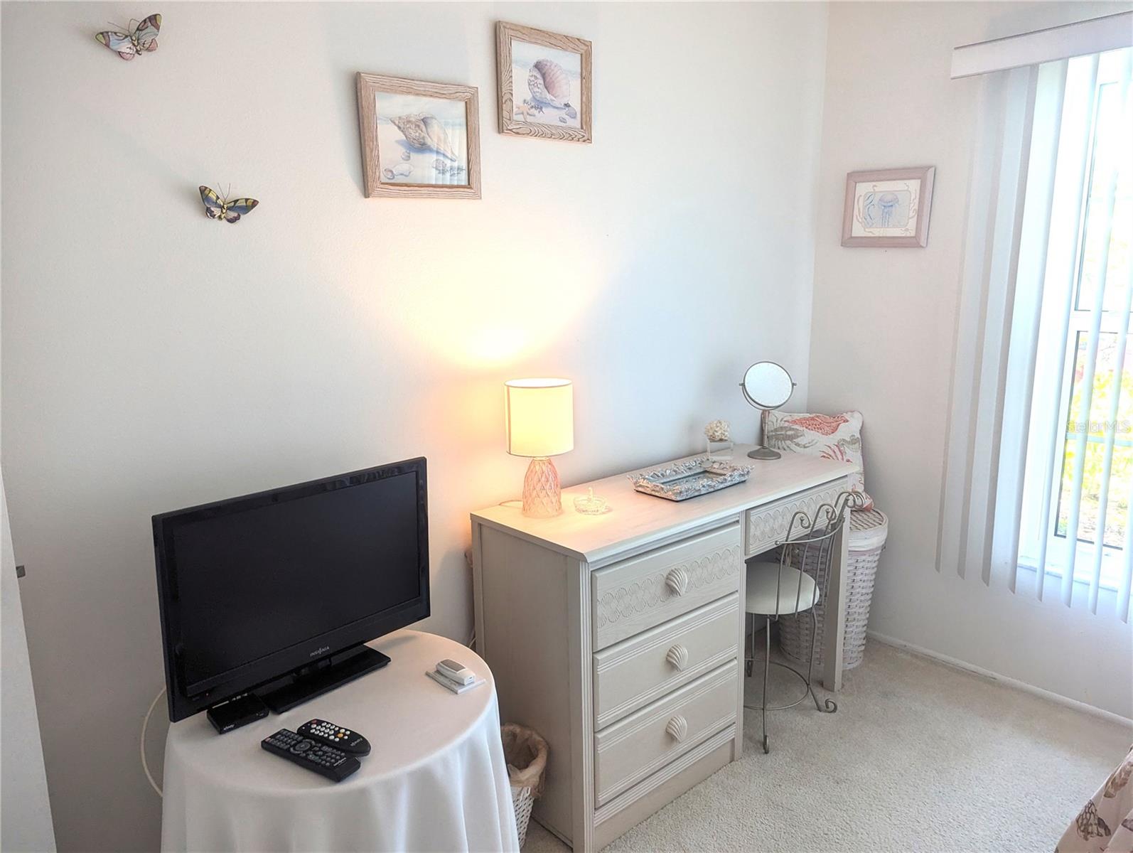 CRESTWOOD VILLAS - Residential Lease