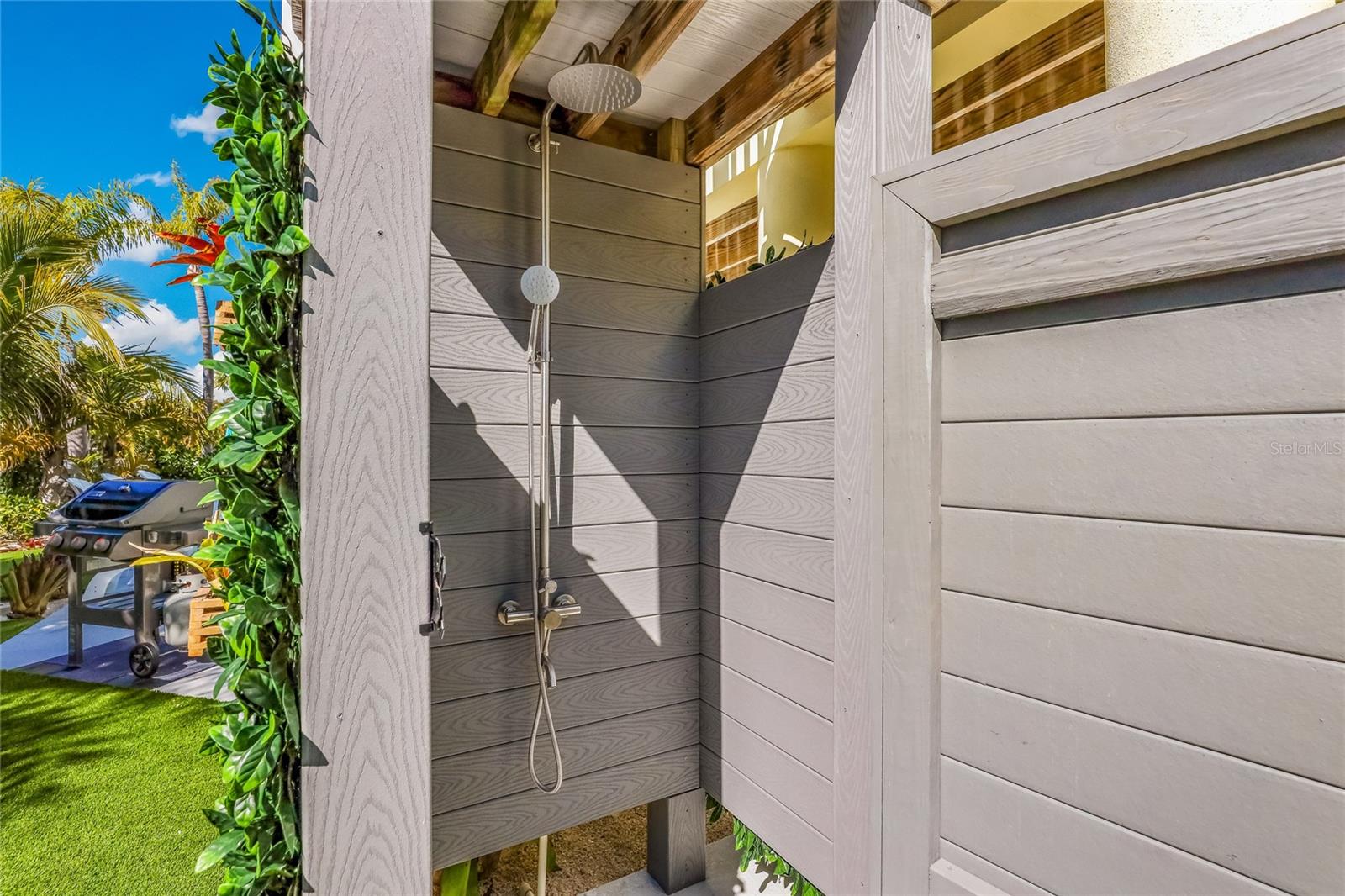 WELLS BAY HARBOR SEC A REP - Residential