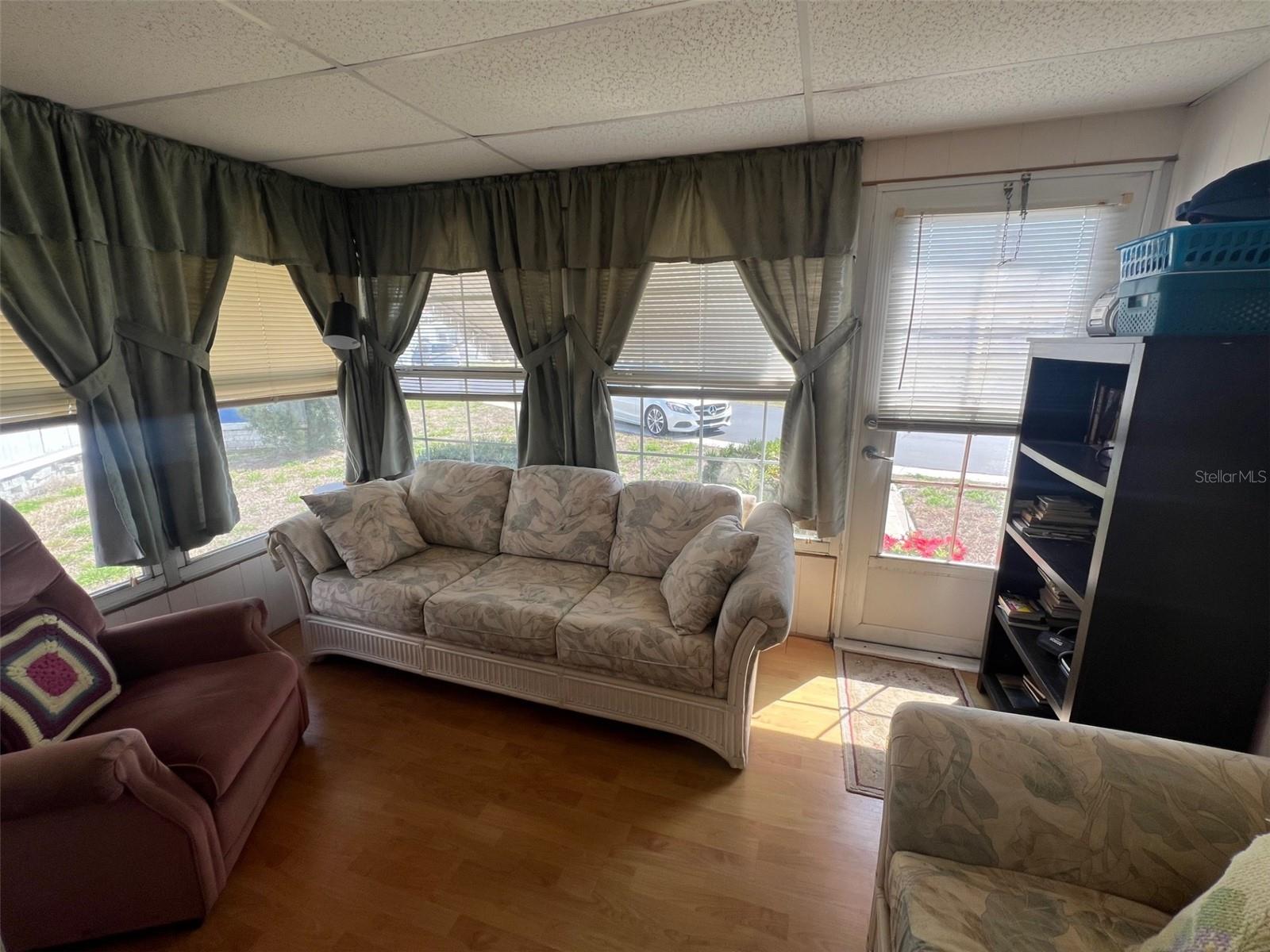 FOUR SEASONS ESTATE RESIDENT OWNED COMMUNITY INC - Residential