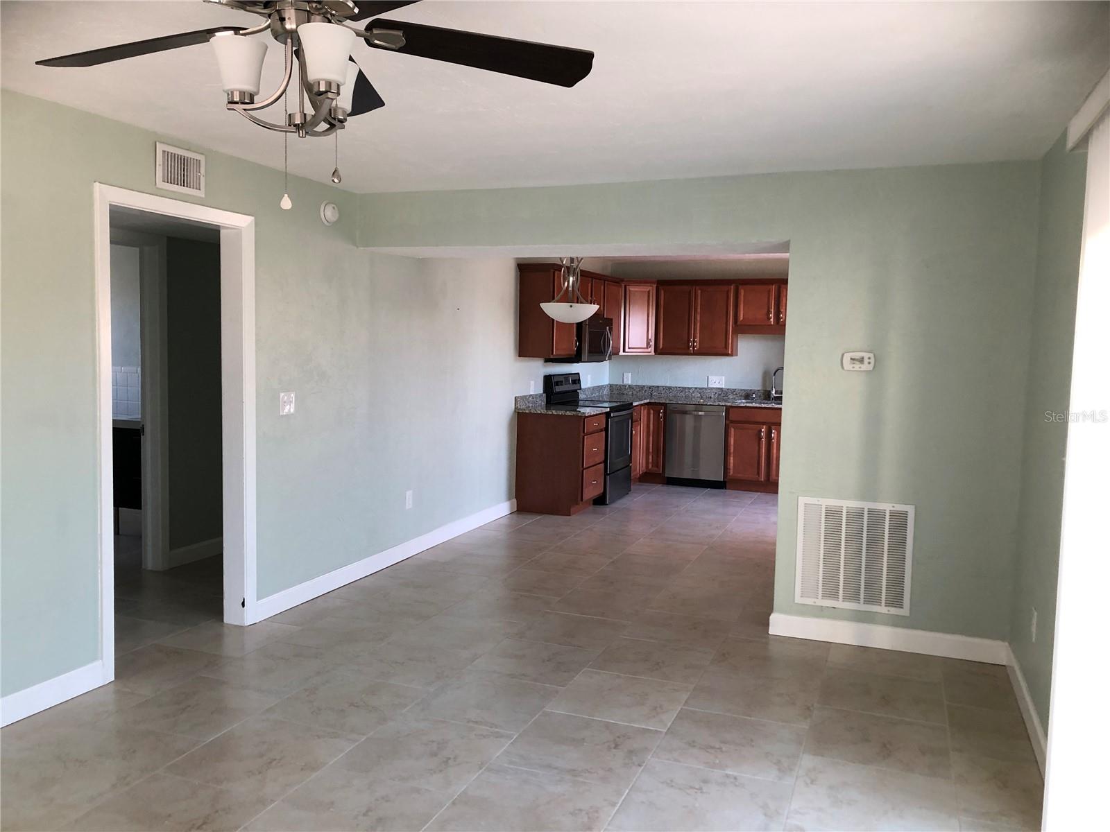 MADEIRA SHORES SUB - Residential Lease