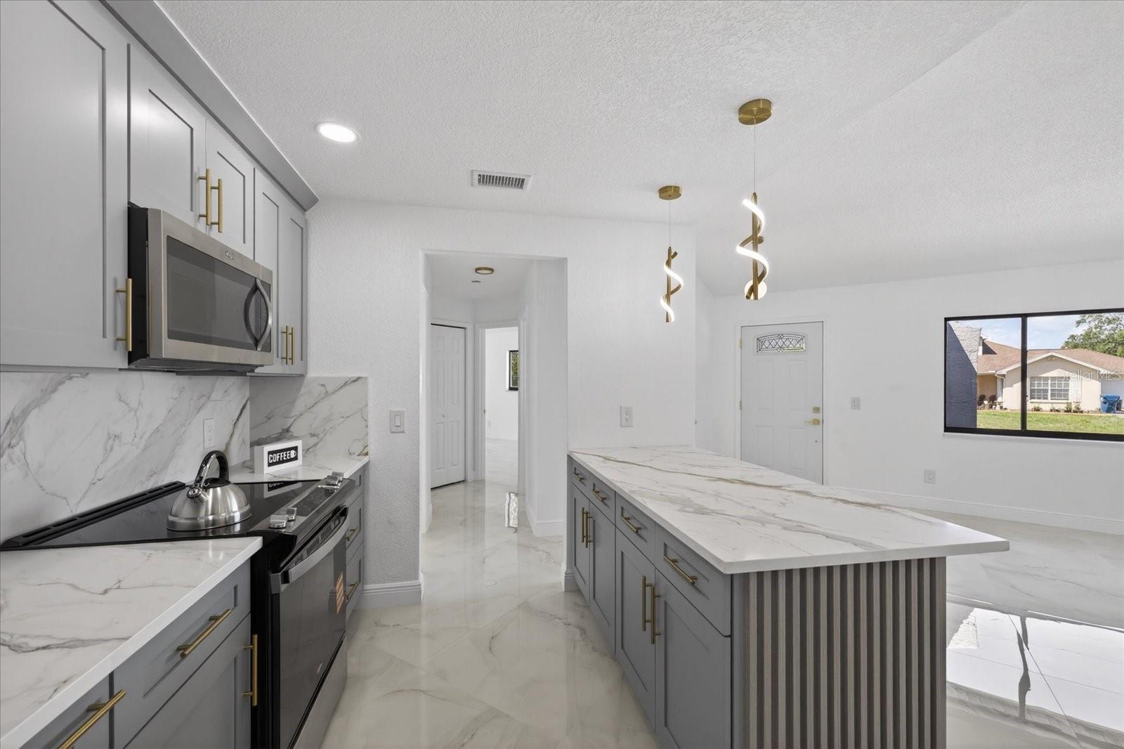 SPRING HILL - Residential