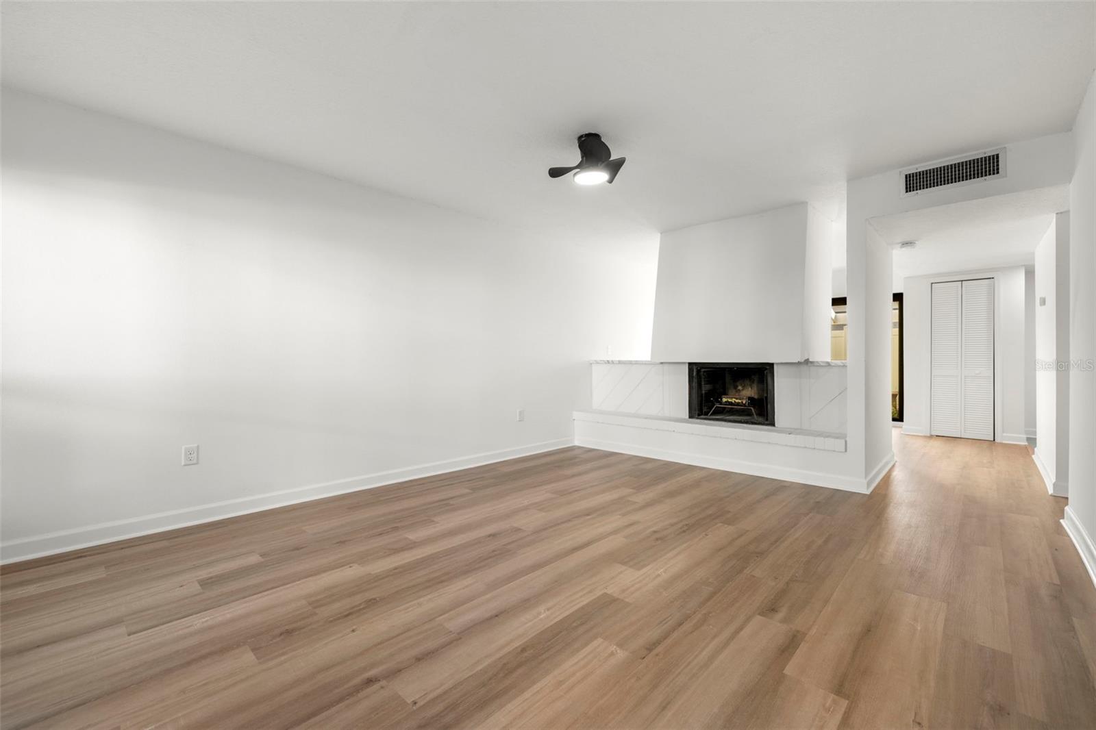 WINDRUSH COVE PH 1 CONDO - Residential