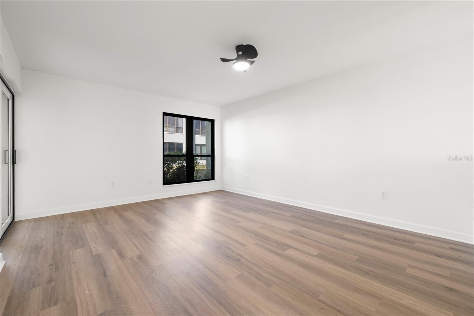 WINDRUSH COVE PH 1 CONDO - Residential