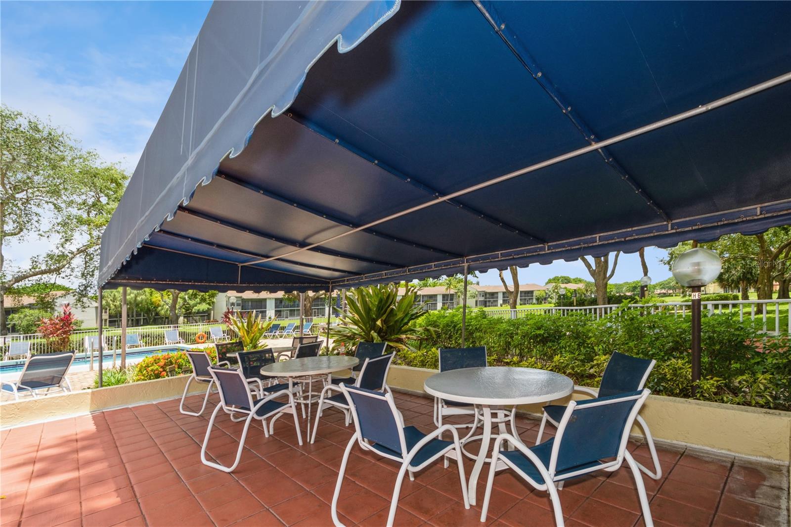 MEADOWRIDGE EAST CONDO - Residential