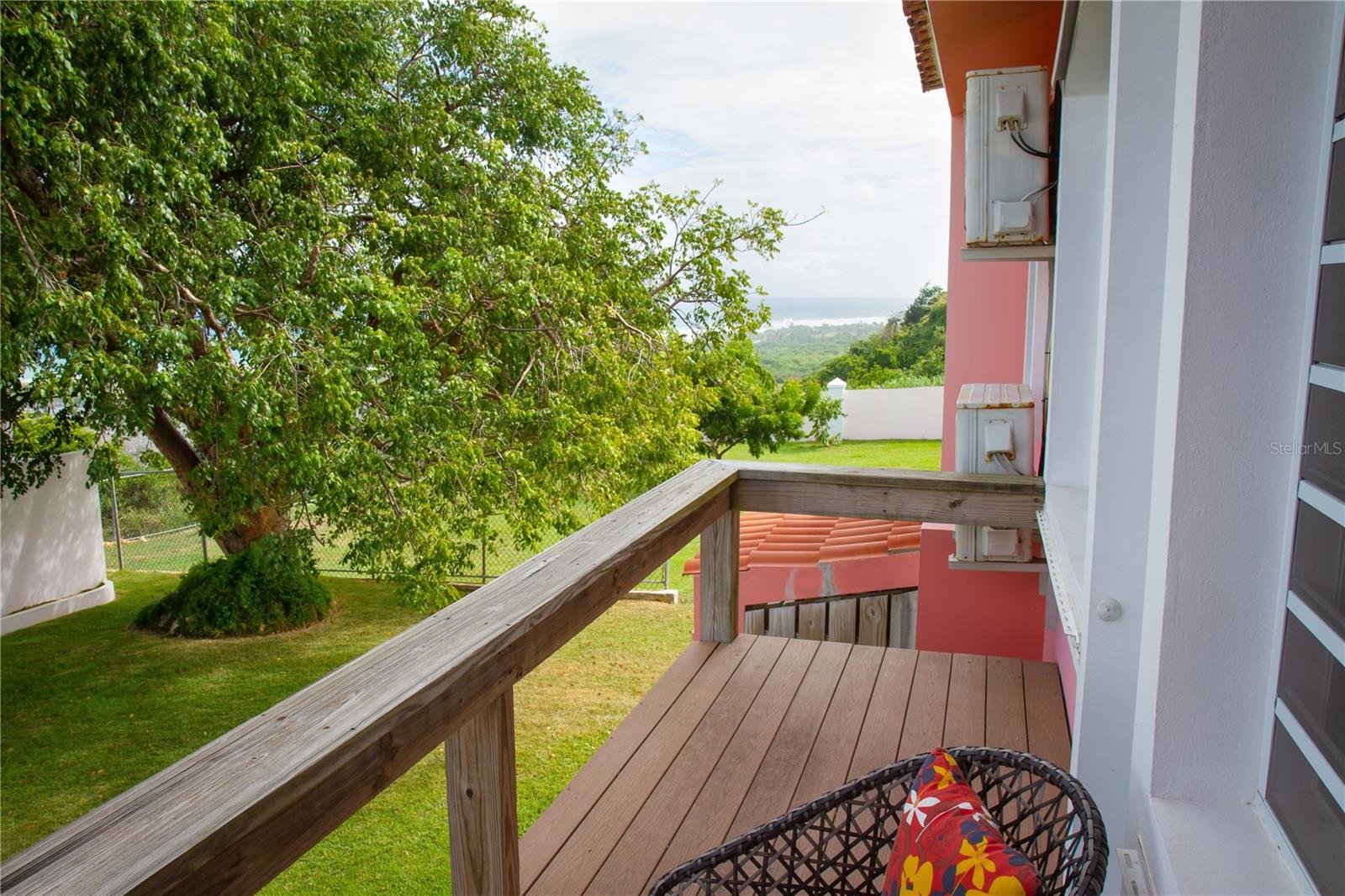 SECTOR LAS UVAS, BO. JOBOS - Residential