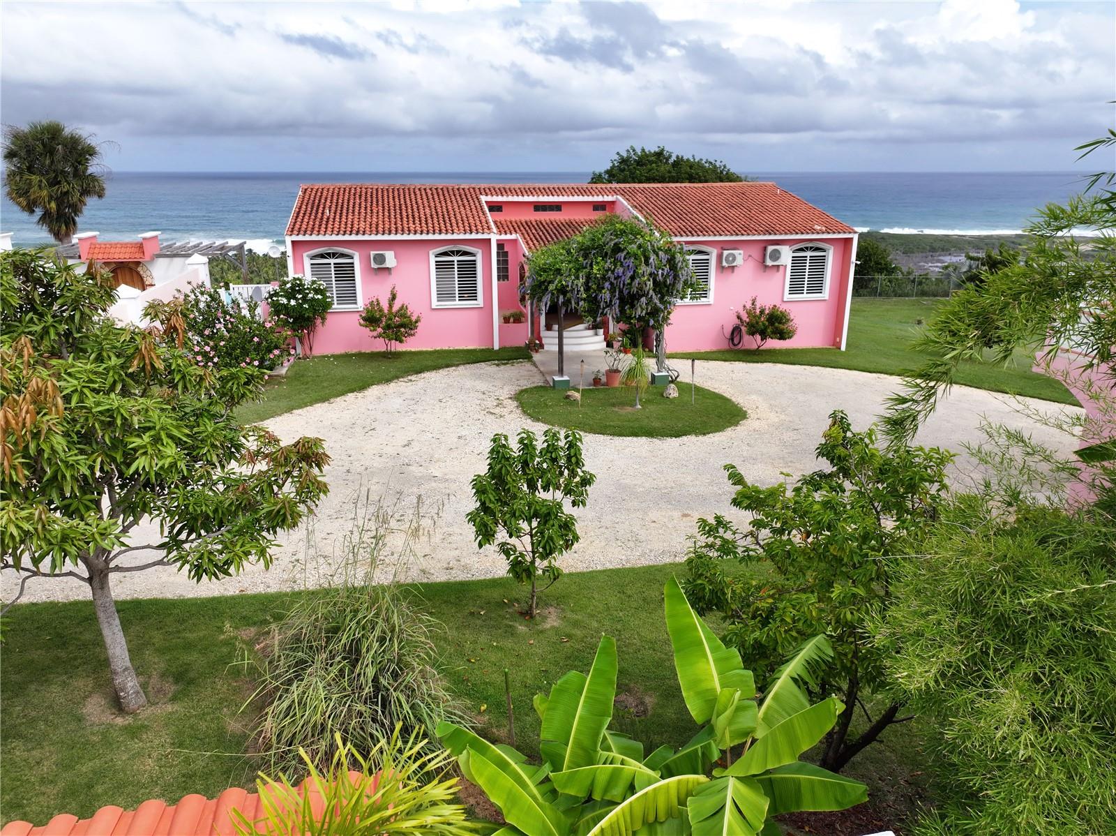 SECTOR LAS UVAS, BO. JOBOS - Residential