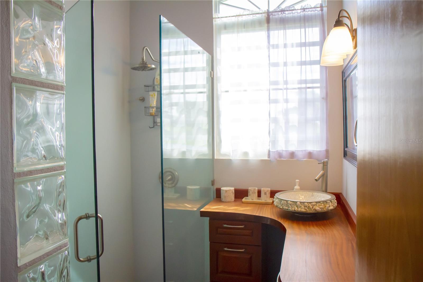 SECTOR LAS UVAS, BO. JOBOS - Residential