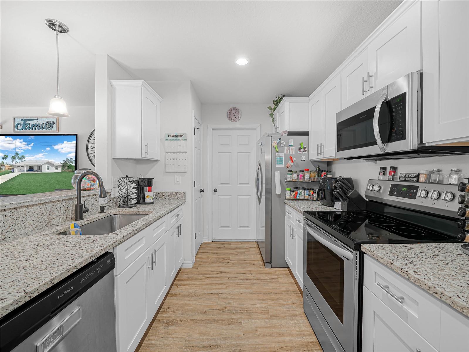 SEBRING LAKES UN THREE - Residential