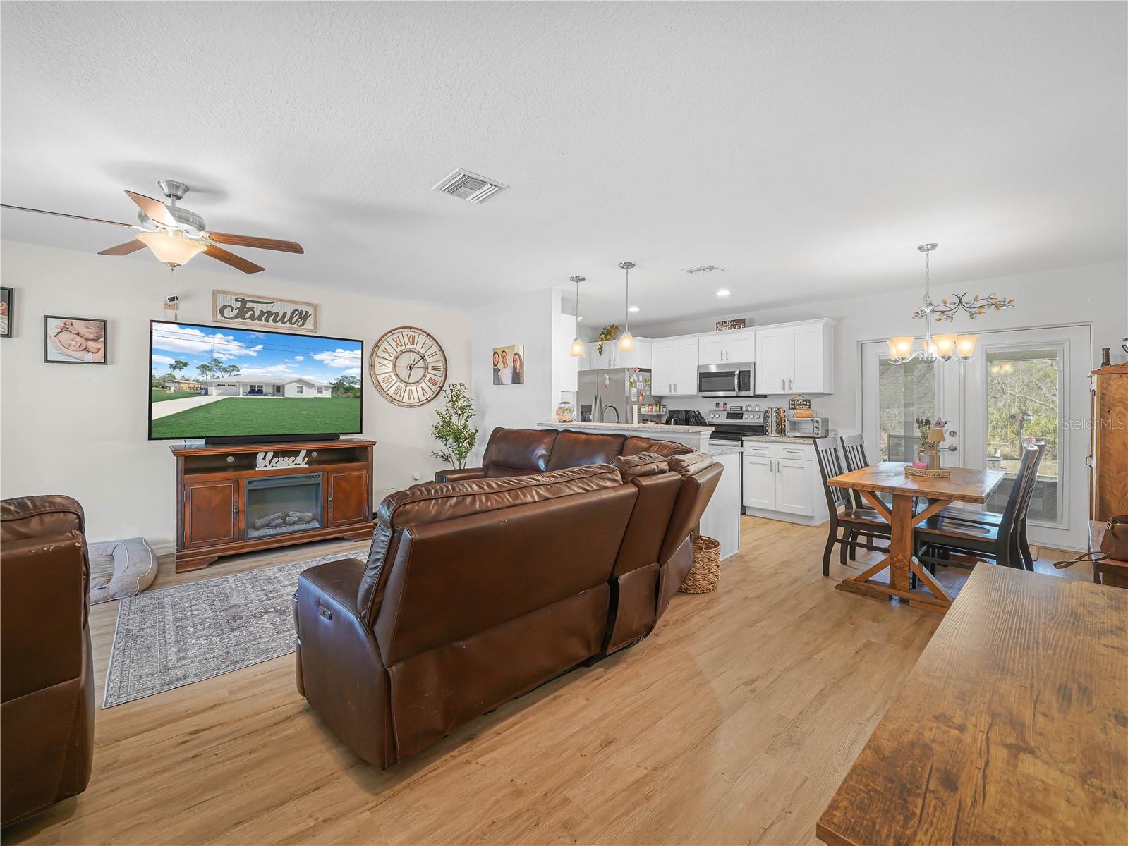 SEBRING LAKES UN THREE - Residential