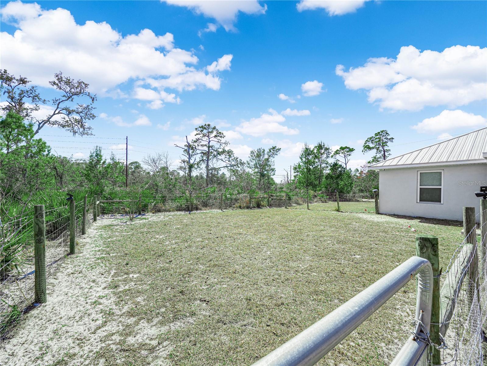 SEBRING LAKES UN THREE - Residential