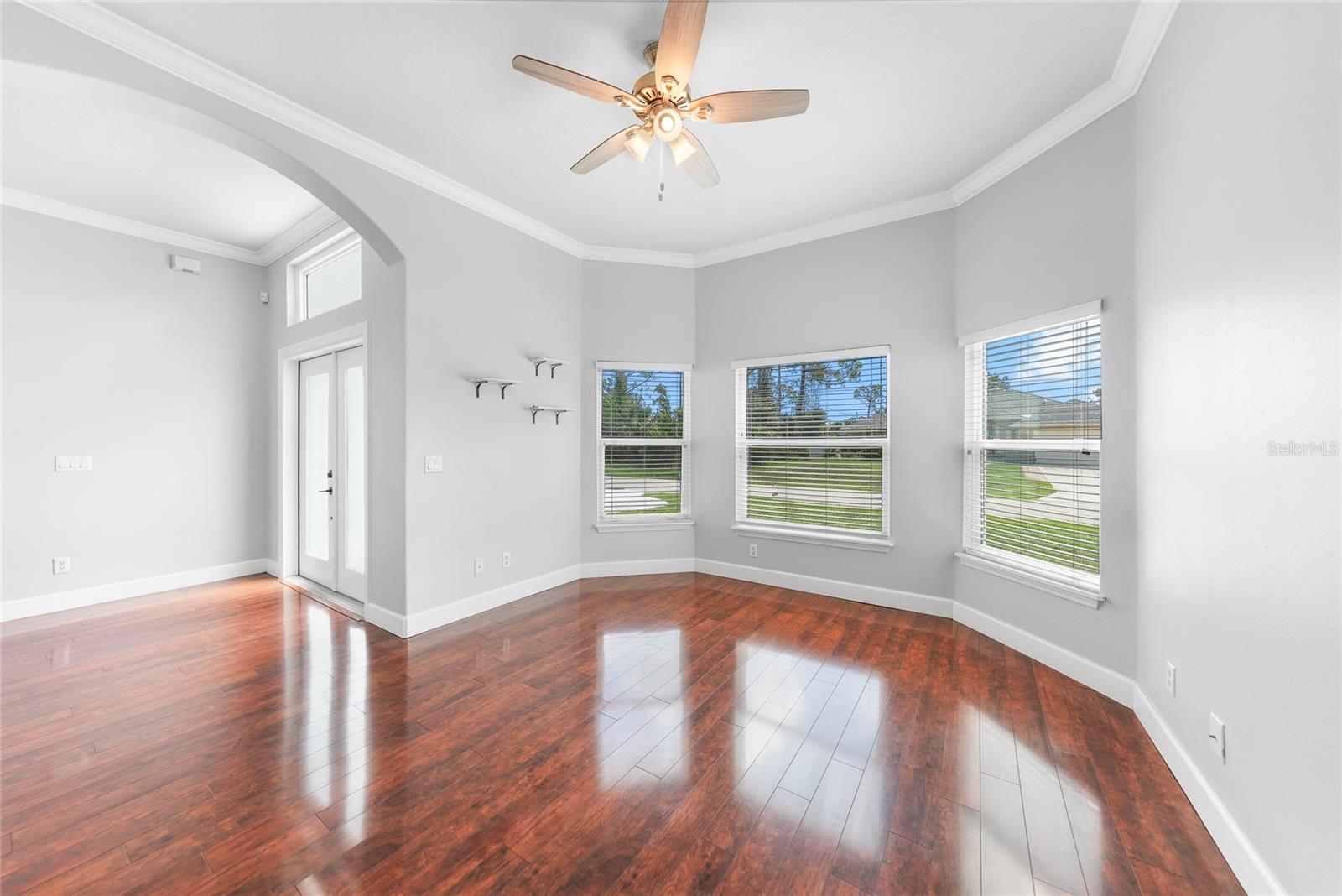 1523 NAPOLEON ROAD