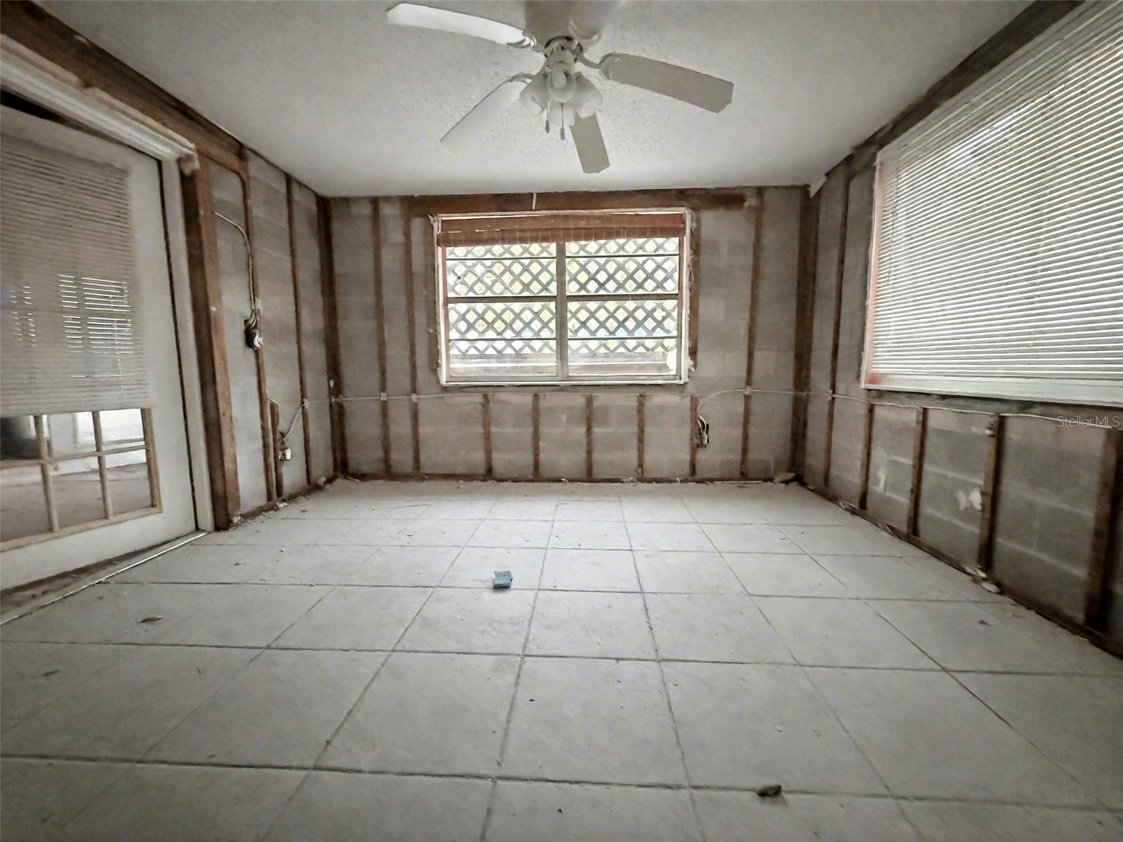 WEST PORT SUB - Residential