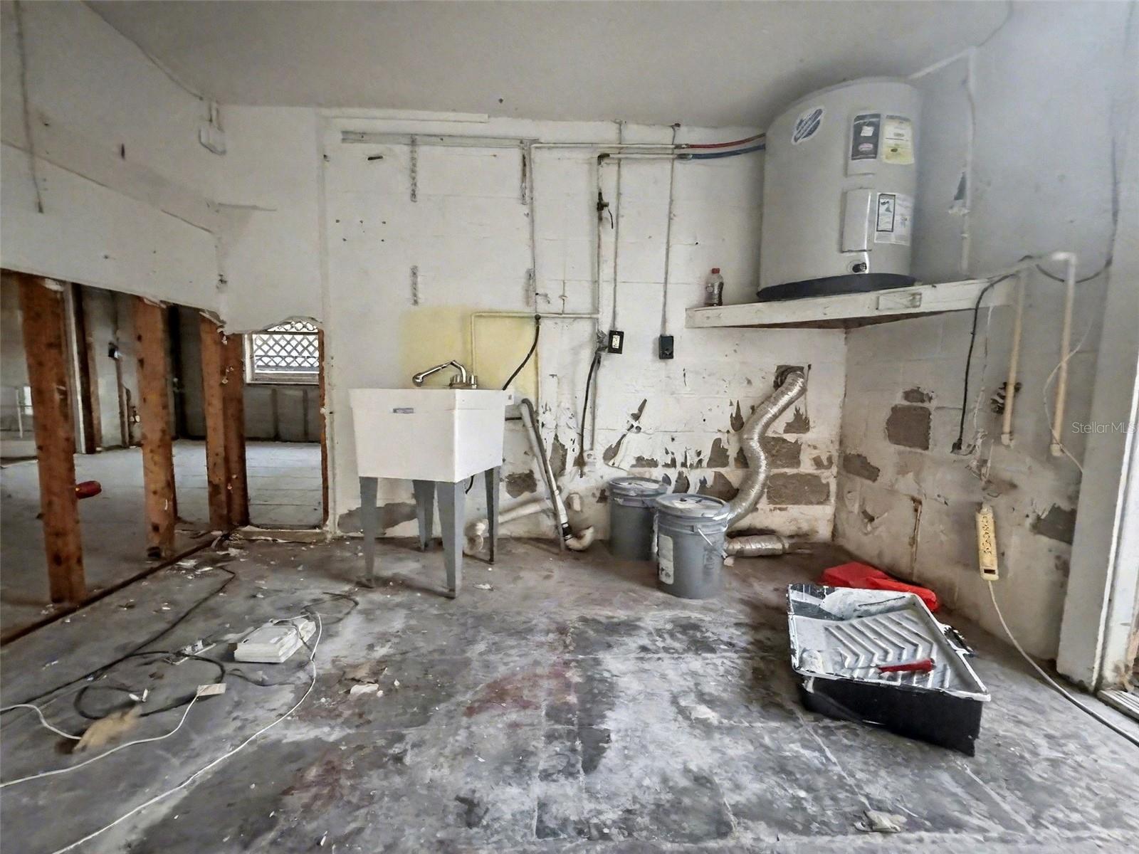 WEST PORT SUB - Residential