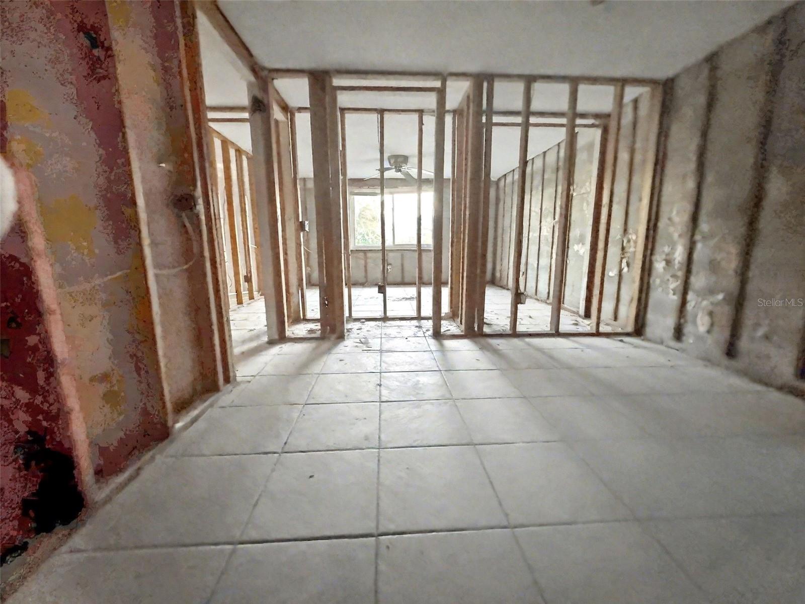 WEST PORT SUB - Residential