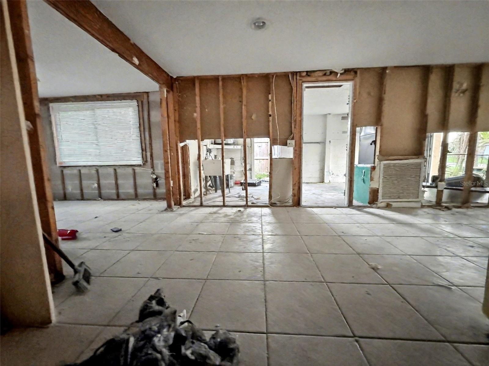 WEST PORT SUB - Residential