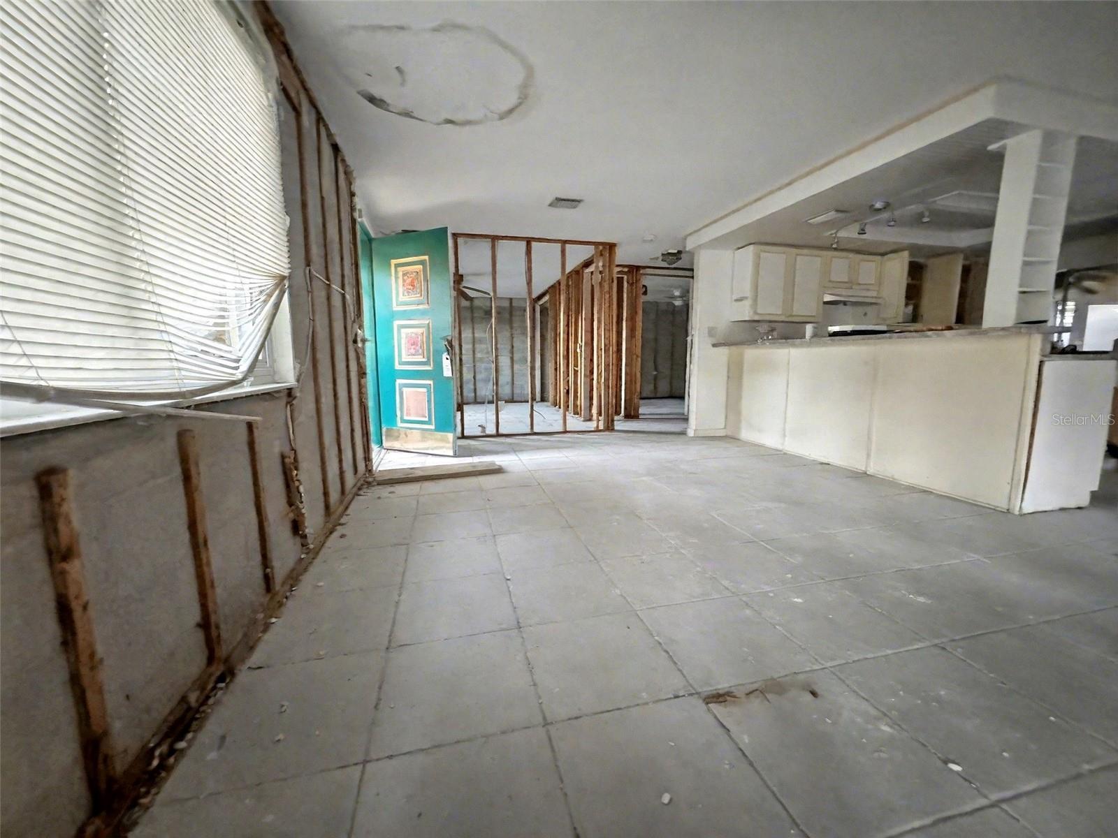 WEST PORT SUB - Residential