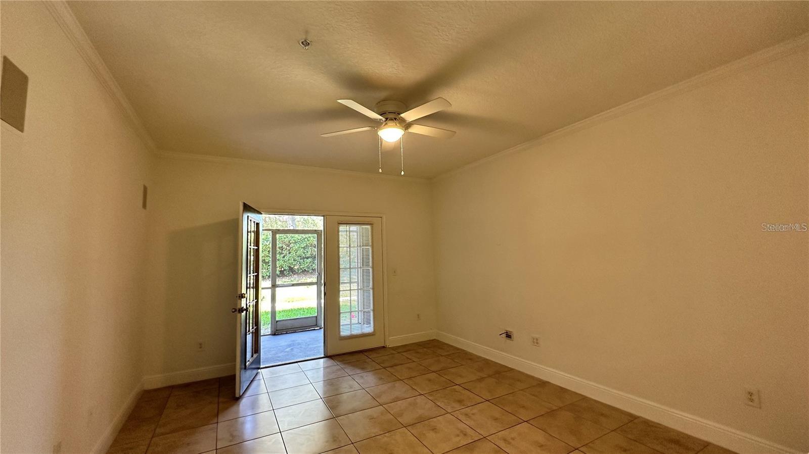 CAPRI/HUNTERS CRK CONDO - Residential Lease
